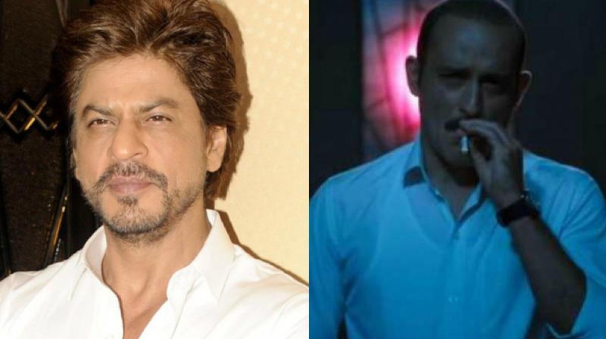 Shah Rukh reveals why he is a big fan of his Ittefaq actor Akshaye Khannas work